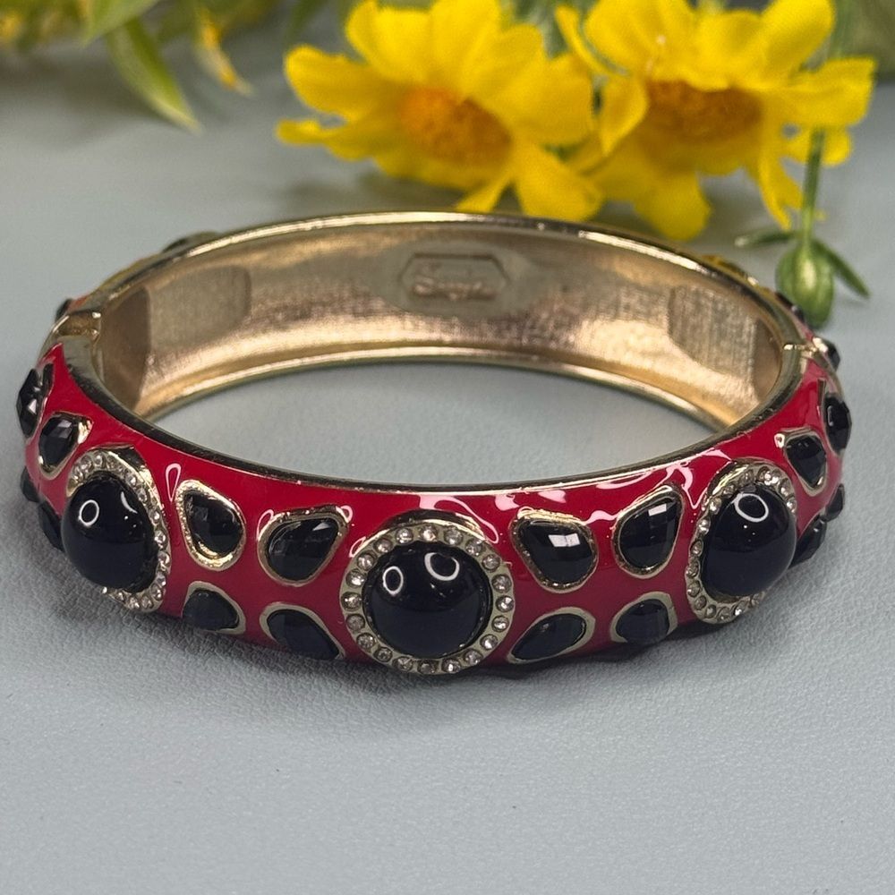 Nordstrom Sequins Red and Black Vintage-Inspired Hinged Bangle Bracelet NWOT